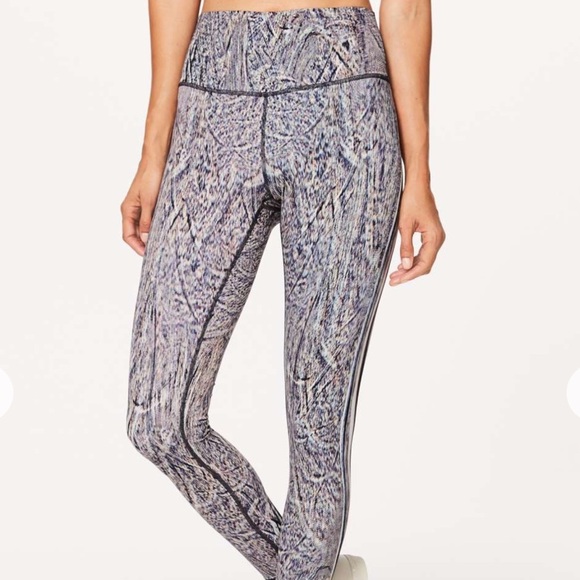 Lululemon Wunder Under Hi Rise leggings - Picture 5 of 8